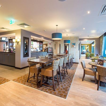 Premier Inn Maidenhead Town Centre Bagian luar foto