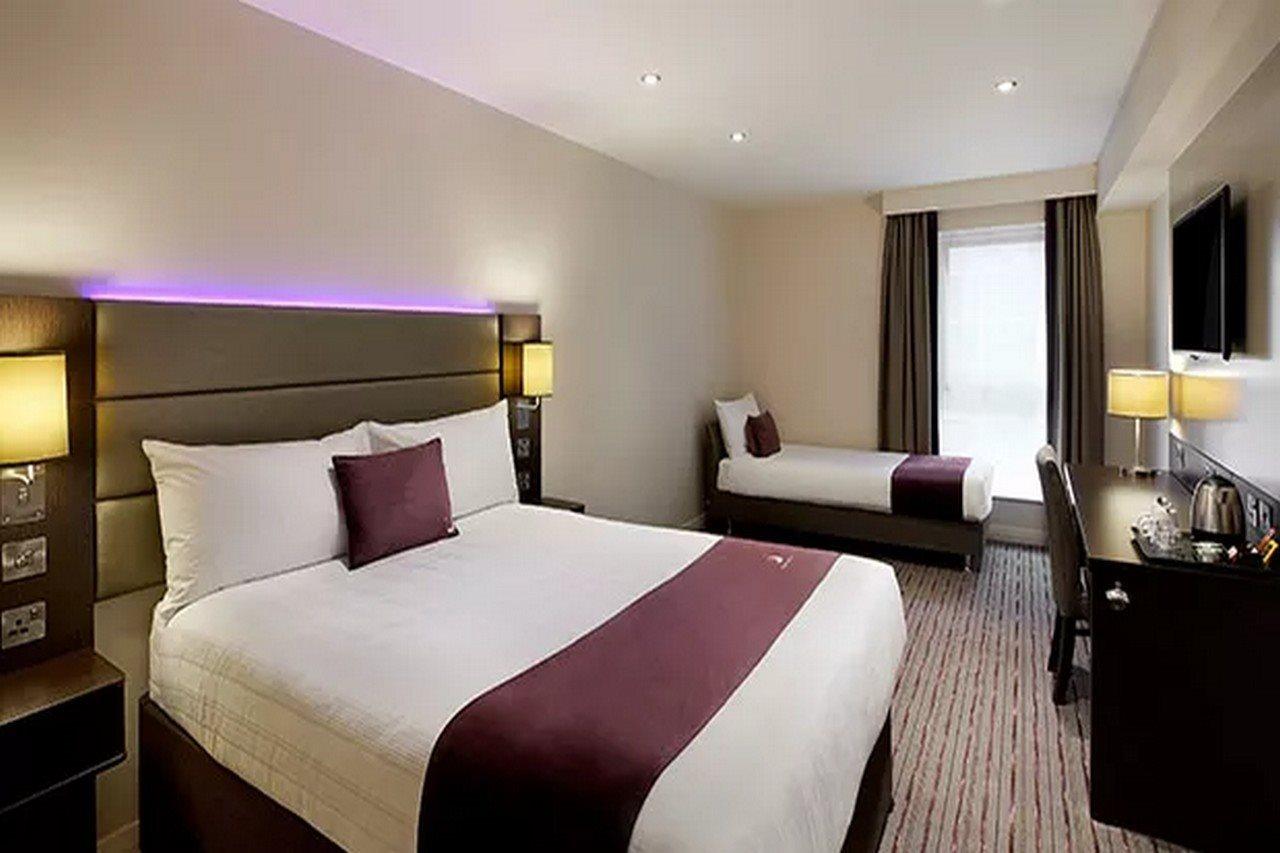 Premier Inn Maidenhead Town Centre Bagian luar foto