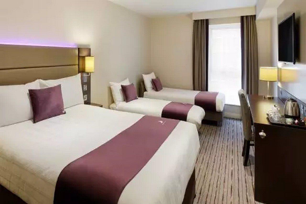 Premier Inn Maidenhead Town Centre Bagian luar foto